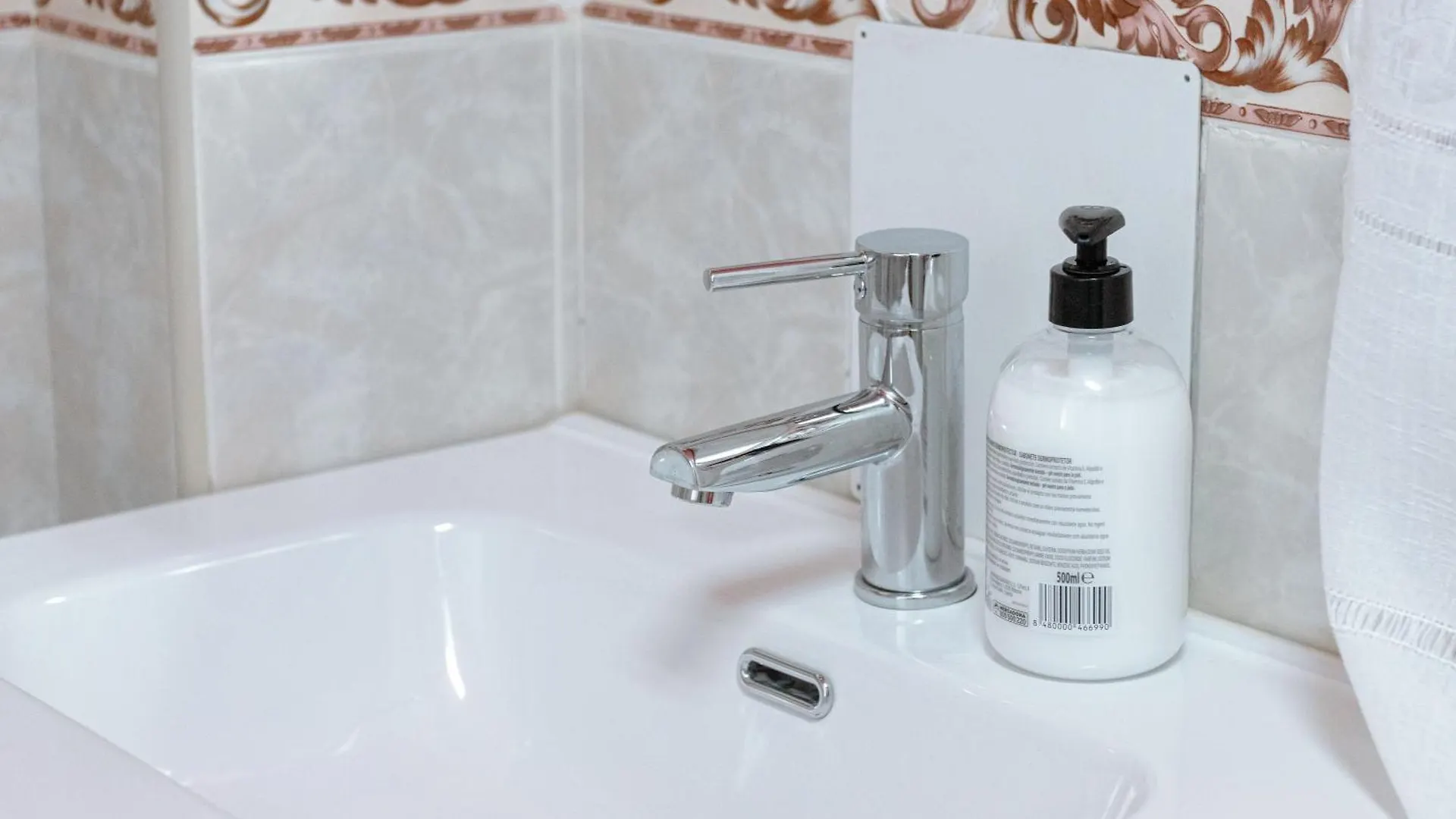 Penzion Hostal Habitaciones & Suites Don Pepin Màlaga