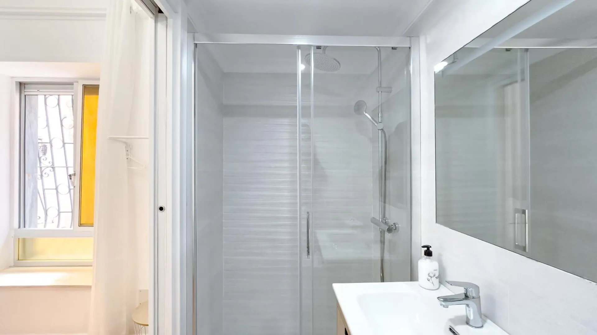 Hostal Habitaciones & Suites Don Pepin Màlaga Penzion