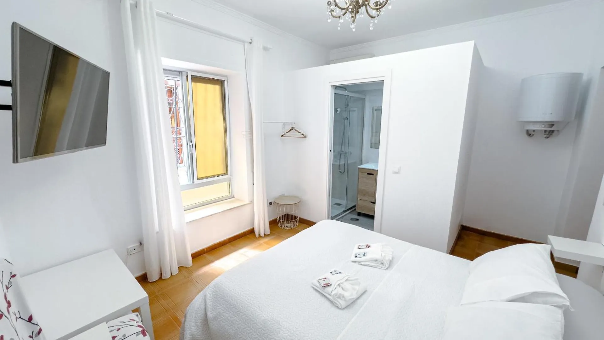 Penzion Hostal Habitaciones & Suites Don Pepin Màlaga Španělsko