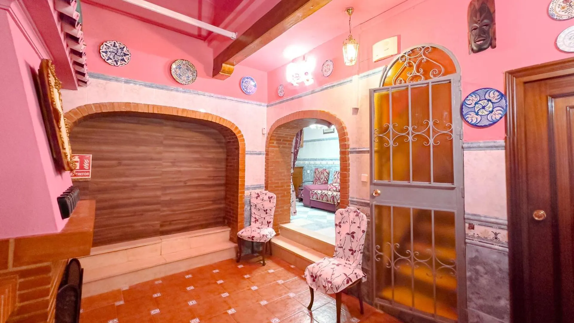 Hostal Habitaciones & Suites Don Pepin Màlaga