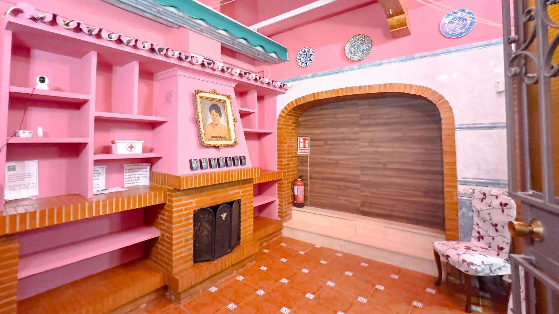 Hostal Habitaciones & Suites Don Pepin Màlaga