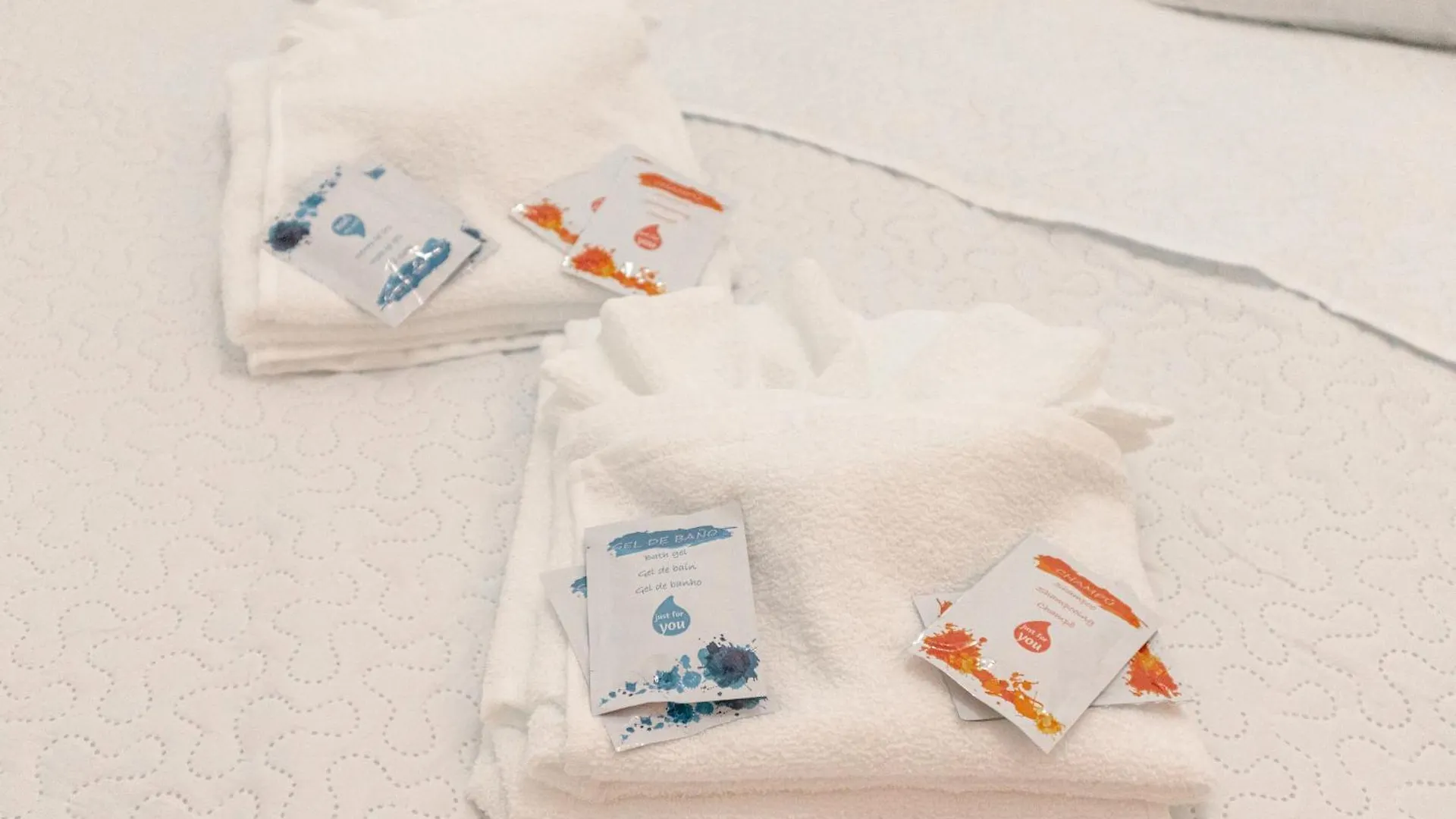 Hostal Habitaciones & Suites Don Pepin マラガ ゲストハウス