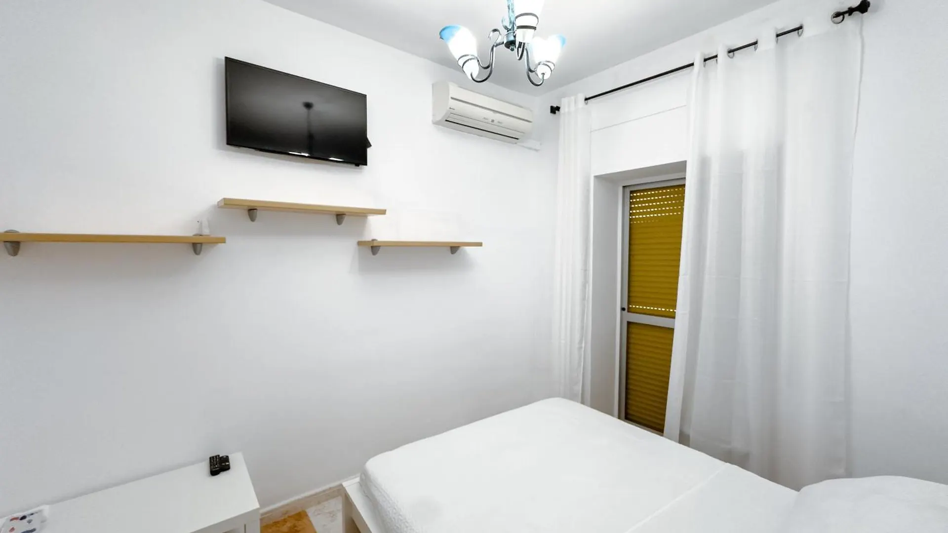 Hostal Habitaciones & Suites Don Pepin マラガ ゲストハウス