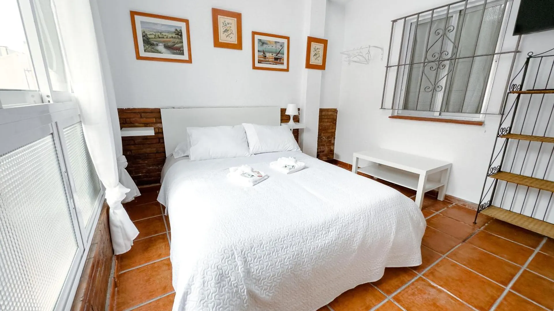 Hostal Habitaciones & Suites Don Pepin マラガ スペイン