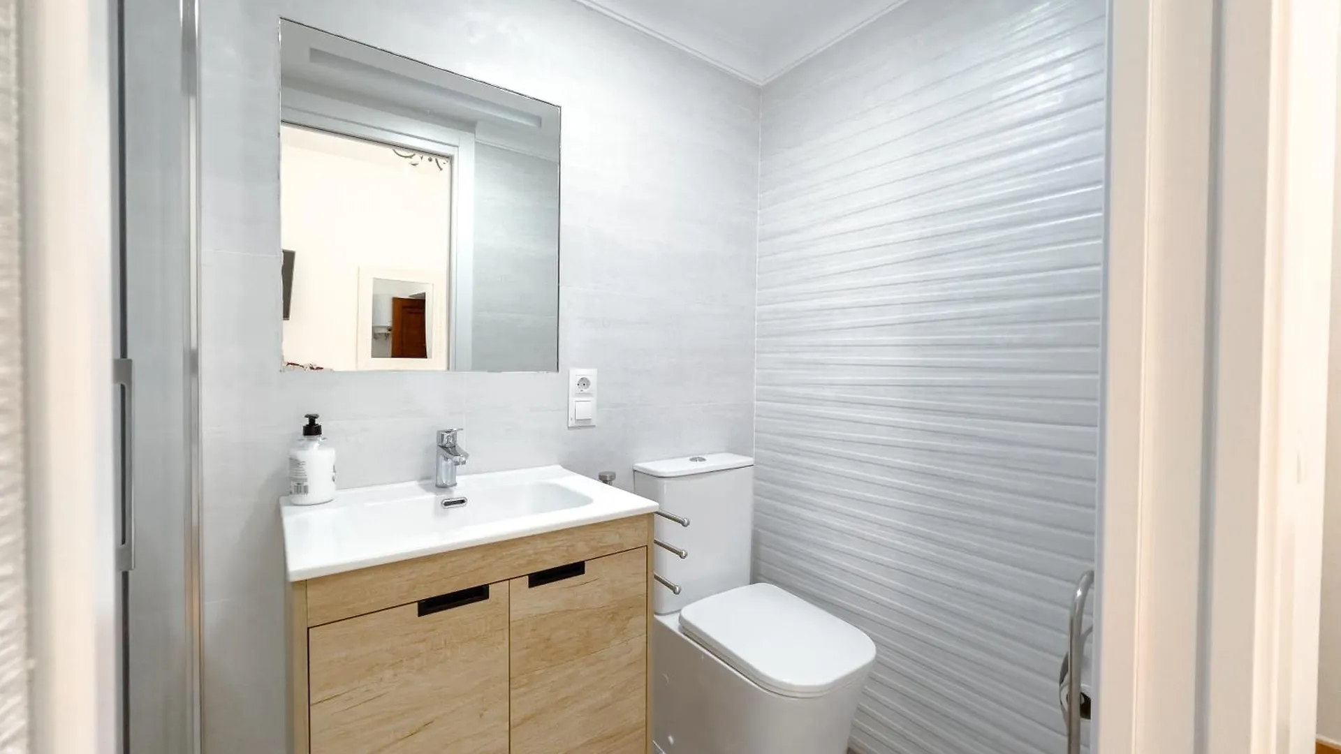 Hostal Habitaciones & Suites Don Pepin マラガ ゲストハウス